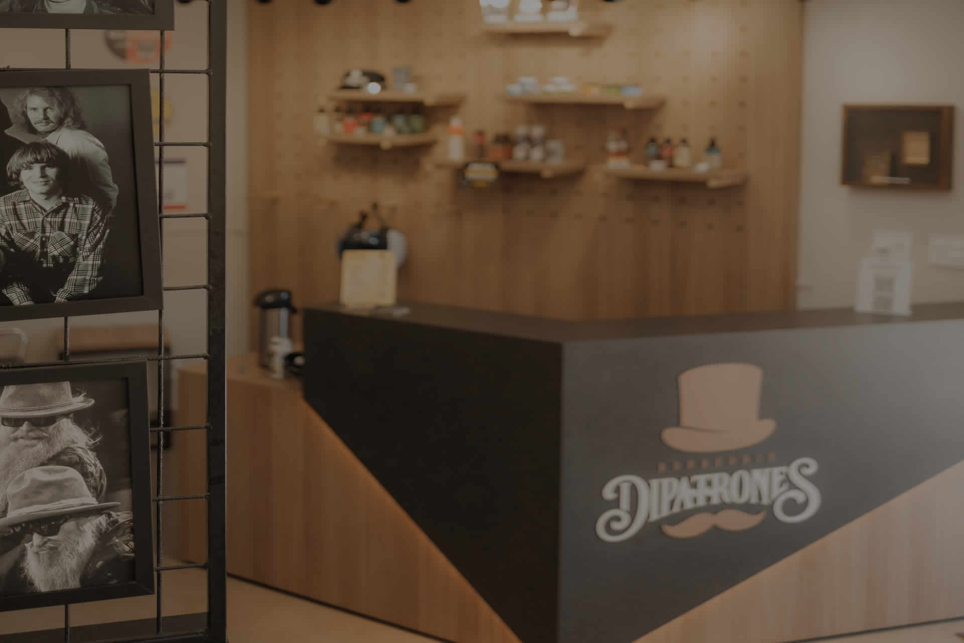 Slide-Barbearia-Dipatrones